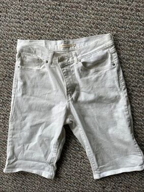 Levi's Women's White Denim Bermuda Shorts